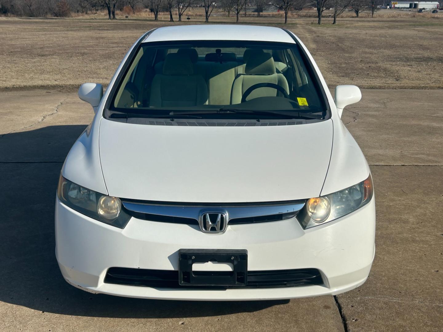 2008 White /TAN Honda Civic (1HGFA46528L) with an 1.8L L4 SOHC 16V CNG engine, AUTOMATIC transmission, located at 17760 Hwy 62, Morris, OK, 74445, (918) 733-4887, 35.609104, -95.877060 - 2008 HONDA CIVIC 1.8L FWD DEDICATED CNG (COMPRESSED NATURAL GAS) VEHICLE. FEATURES REMOTE KEYLESS ENTRY, POWER LOCKS, POWER WINDOWS, POWER MIRRORS, MANUEL SEATS, AM/FM RADIO, CD PLAYER, USB, AUX, 12V POWER OUTLET, CRUISE CONTROL, TRACTION CONTROL, CLOTH SEATS, 195/65R15 TIRES. ONLY 64,943 MILES AND - Photo#1